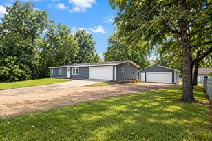 1585 Joliet Way, Dixon, IL 61021 - Photo 7