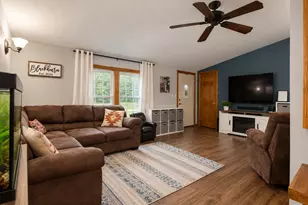 1585 Joliet Way, Dixon, IL 61021 - Photo 11