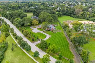 711 W Old Elm Rd, Lake Forest, IL 60045 - Photo 59