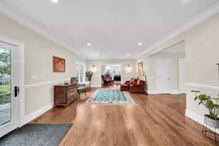 711 W Old Elm Rd, Lake Forest, IL 60045 - Photo 15