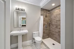 711 W Old Elm Rd, Lake Forest, IL 60045 - Photo 25