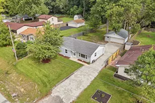 2027 Roberts St, Wilmington, IL 60481 - Photo 3