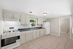 2027 Roberts St, Wilmington, IL 60481 - Photo 9