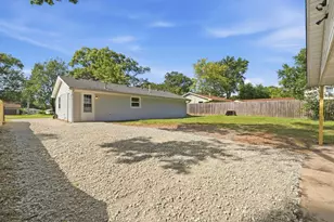 2027 Roberts St, Wilmington, IL 60481 - Photo 17