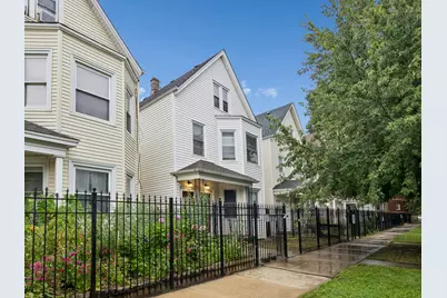 2953 N Hamlin Avenue, Chicago, IL 60618 - Photo 1
