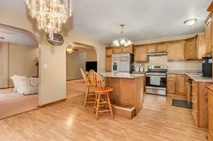 805 S Lawrence Way, Pontiac, IL 61764 - Photo 21