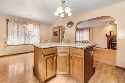 805 S Lawrence Way, Pontiac, IL 61764 - Photo 23