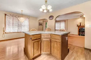 805 S Lawrence Way, Pontiac, IL 61764 - Photo 23