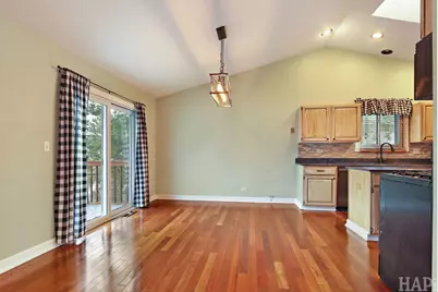 317 Quist Court, Grayslake, IL 60030 - Photo 5