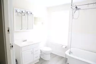 803 N Washington Ave, Batavia, IL 60510 - Photo 17