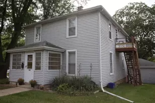 803 N Washington Ave, Batavia, IL 60510 - Photo 3