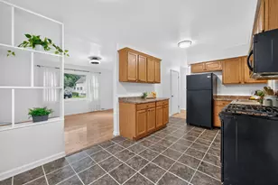 1124 Townsend St, Sycamore, IL 60178 - Photo 11