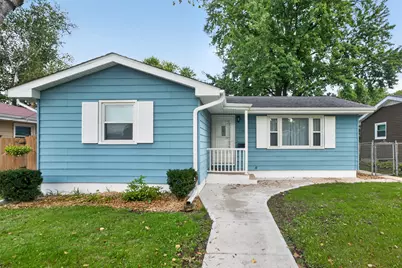 1124 Townsend Street, Sycamore, IL 60178 - Photo 3