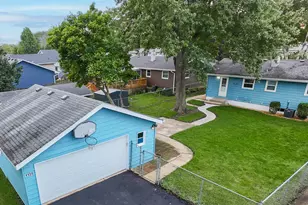 1124 Townsend St, Sycamore, IL 60178 - Photo 5