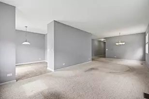 8226 Woodview Ave, Joliet, IL 60431 - Photo 7