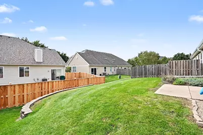8226 Woodview Avenue, Joliet, IL 60431 - Photo 23
