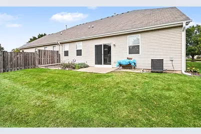 8226 Woodview Avenue, Joliet, IL 60431 - Photo 21