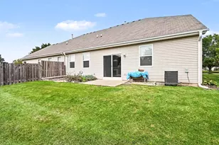 8226 Woodview Ave, Joliet, IL 60431 - Photo 21