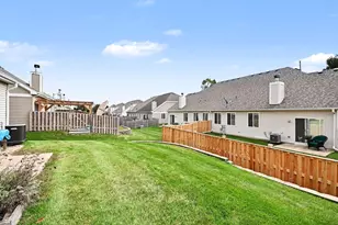 8226 Woodview Ave, Joliet, IL 60431 - Photo 25