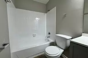 1539 Raymond Dr, Naperville, IL 60563 - Photo 17