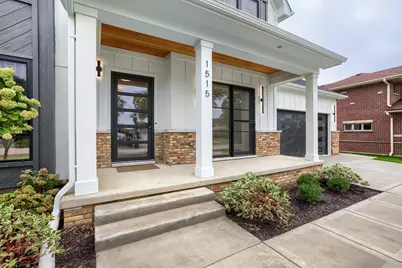 1515 N Fernandez Place, Arlington Heights, IL 60004 - Photo 3