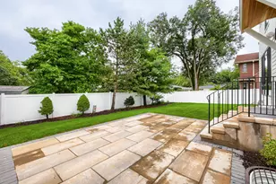 1515 N Fernandez Pl, Arlington Heights, IL 60004 - Photo 37