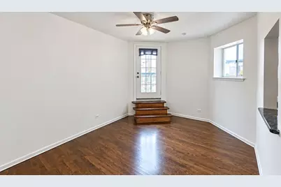 3133 W Augusta Boulevard #1RE, Chicago, IL 60622 - Photo 3