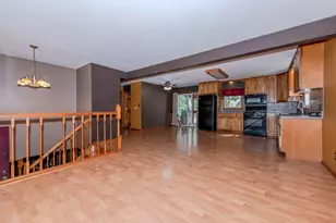 1430 Lantern Ln, Morris, IL 60450 - Photo 9
