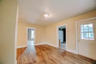 223 N 3rd St, Watseka, IL 60970 - Photo 11
