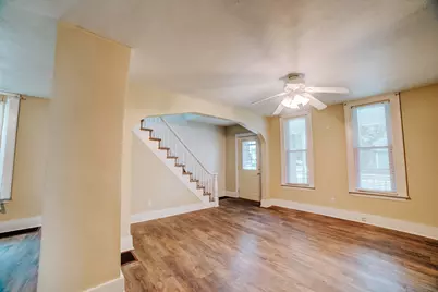 223 N 3rd Street, Watseka, IL 60970 - Photo 7