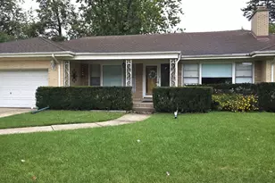 6425 N Knox Ave, Lincolnwood, IL 60712 - Photo 3