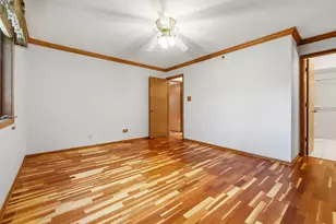 10268 SW Hwy, Chicago Ridge, IL 60415 - Photo 17