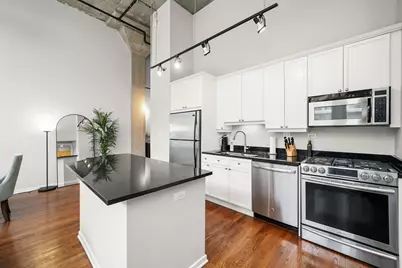 900 N Kingsbury Street #971, Chicago, IL 60610 - Photo 3