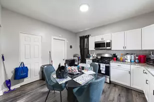 36 N Glenwood Ave, Glenwood, IL 60425 - Photo 9