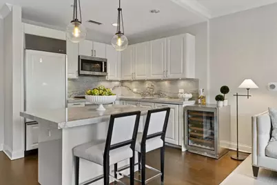 10 E Delaware Place #11A, Chicago, IL 60611 - Photo 5