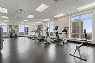 10 E Delaware Pl, Chicago, IL 60611 - Photo 25