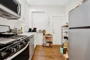 1000 W Dakin St, Chicago, IL 60613 - Photo 7