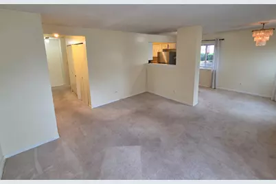 1761 W Algonquin Road #1B, Mount Prospect, IL 60056 - Photo 5