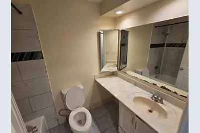 1761 W Algonquin Road #1B, Mount Prospect, IL 60056 - Photo 7