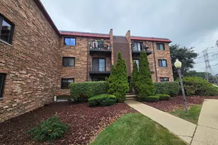 1761 W Algonquin Rd, Mount Prospect, IL 60056 - Photo 1