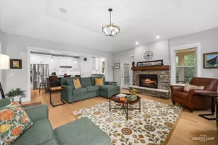 25 Retreat Ct, South Elgin, IL 60124 - Photo 3