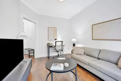 1006 W Dakin Street #3, Chicago, IL 60613 - Photo 3