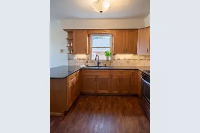 6048 W 79th Street, Burbank, IL 60459 - Photo 3