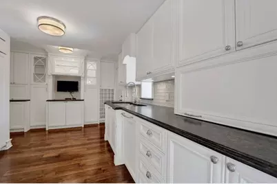 40 E Delaware Place #1702, Chicago, IL 60611 - Photo 13
