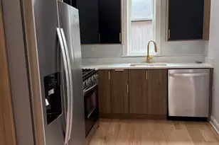 3801 W Belle Plaine Ave, Chicago, IL 60618 - Photo 7