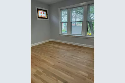 3801 W Belle Plaine Avenue #2, Chicago, IL 60618 - Photo 3