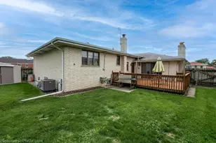 6426 W 84th Pl, Burbank, IL 60459 - Photo 21