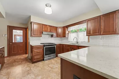18517 Frontage Road, Lansing, IL 60438 - Photo 17