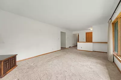 18517 Frontage Road, Lansing, IL 60438 - Photo 15