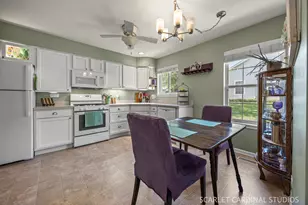 323 Capitol Dr, Sugar Grove, IL 60554 - Photo 5
